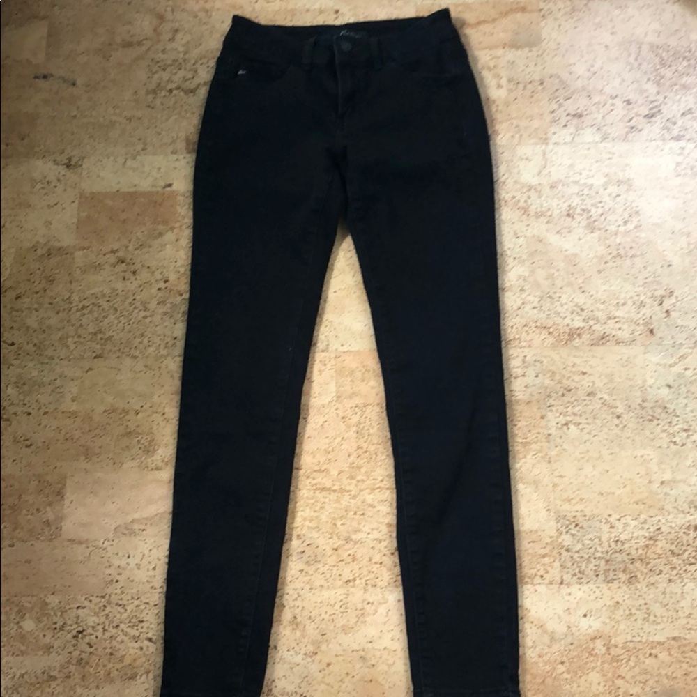 Kancan Black skinny jeggings